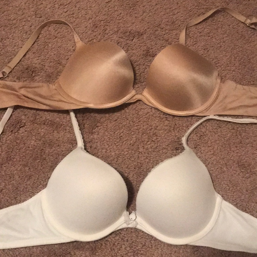 2 VS 34B bras